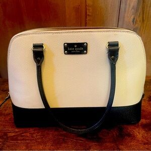 Kate Spade ♠️ authentic black and white shoulder bag